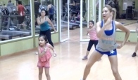 Pega Pega Mini Zumbera Flo and Romy Sibel Zumba Kids