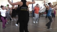 Zumba - Samba Groove with the Creative Crew