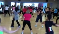 Zumba by Carlos Marmolejos Merengue Navideo De lo mio